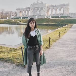 Meet your Posher, Sarah